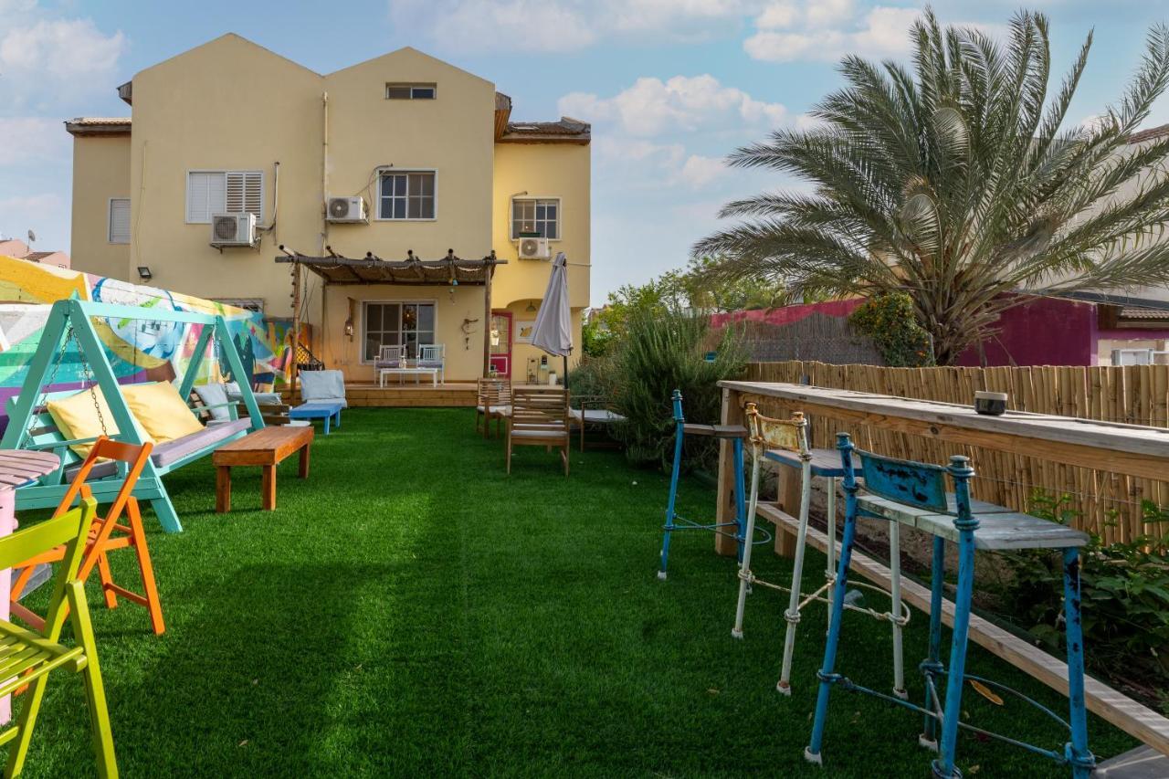 The White Hill Guesthouse Йерохам Екстериор снимка