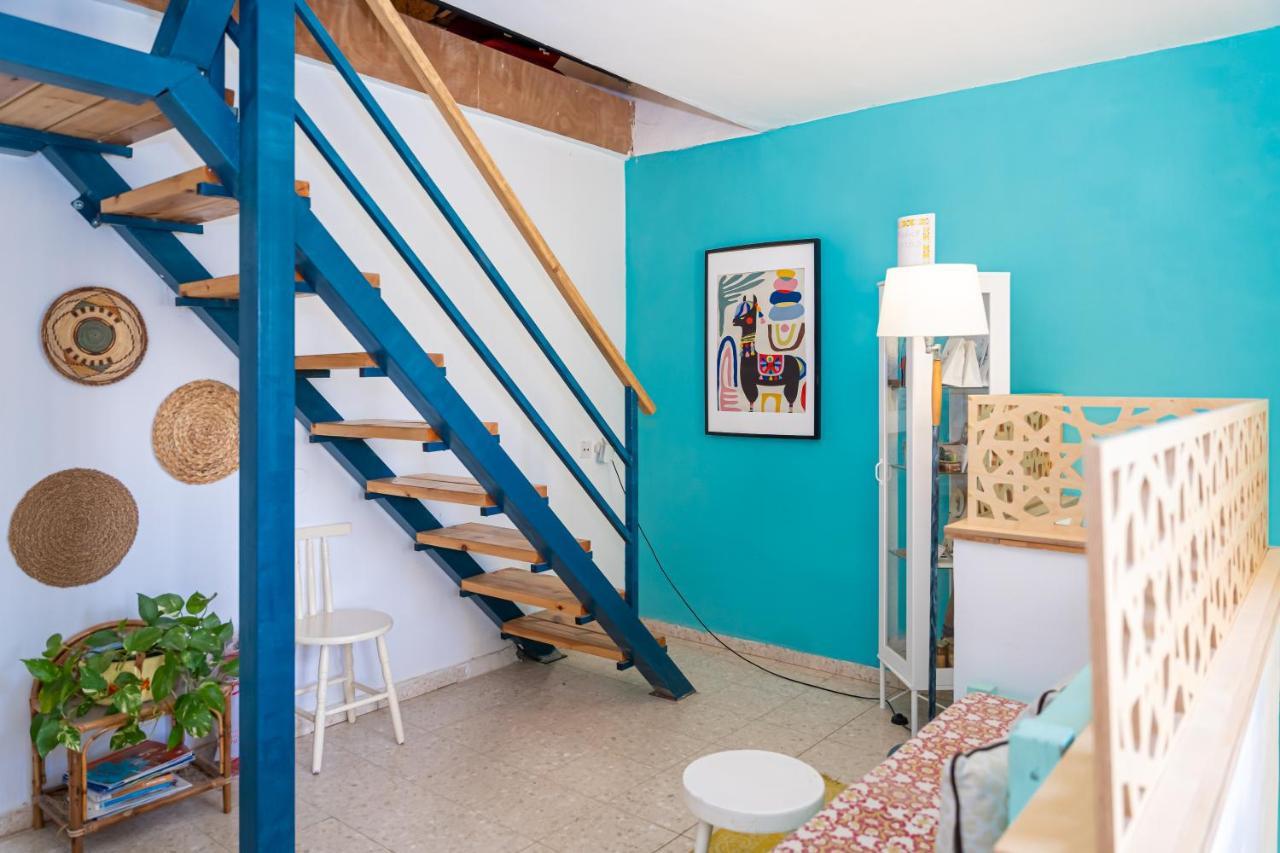 The White Hill Guesthouse Йерохам Екстериор снимка